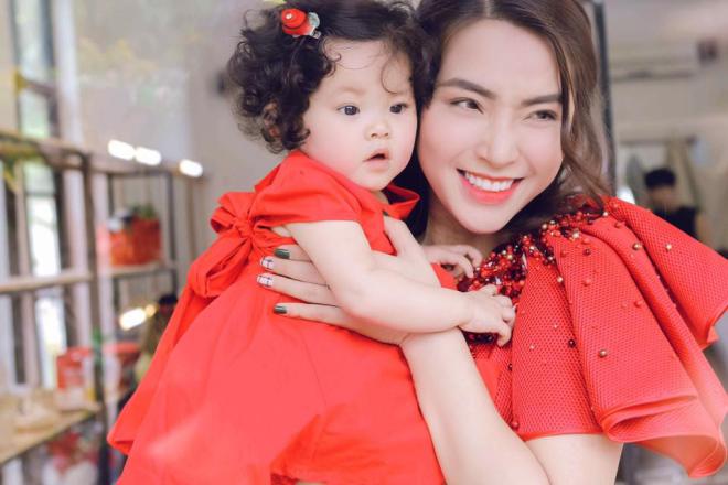 Xem loạt sao Việt làm gì trong ngày cuối cùng của năm 2017 - 13