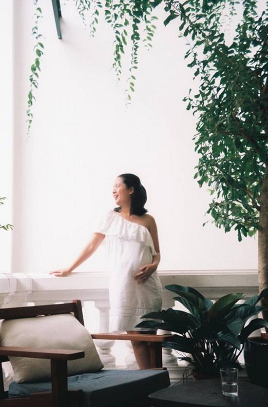 dang anh bau "moc toan tap", con gai nsut chieu xuan van nhan "bao" loi khen - 11