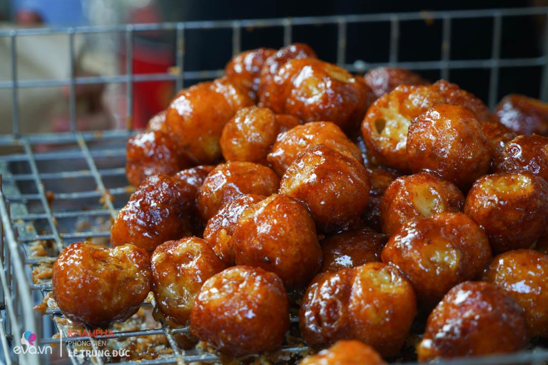 Quán bánh rán mật 20 năm khiến vợ chồng ca sĩ Đăng Khôi phải ghé qua mỗi khi ra HN - 13