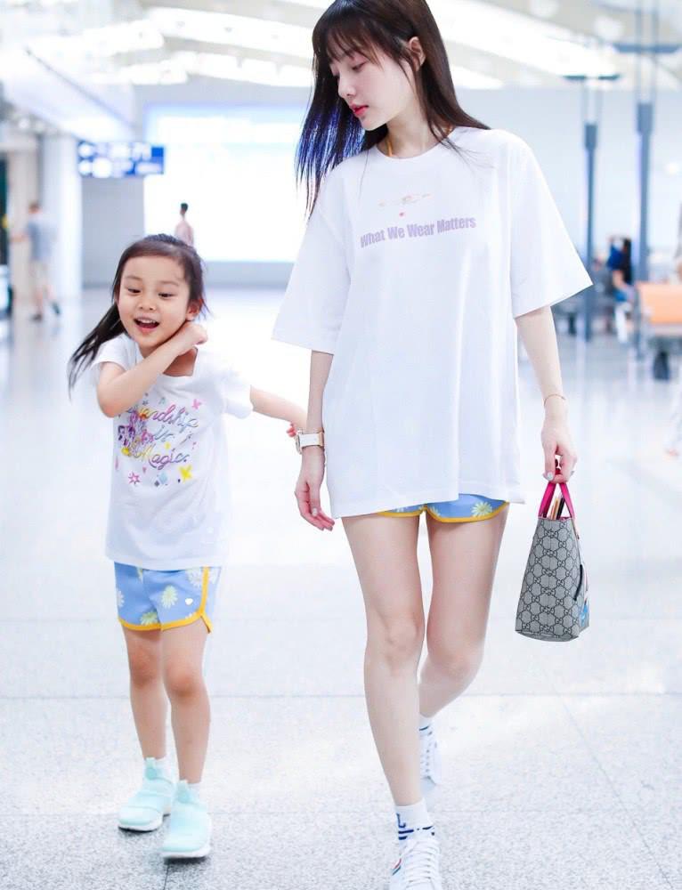 Ngôi sao 24/7: Bụng ngày càng to nhưng chỉ vì tiền mà amp;#34;Nữ Vương Nữ Nhi Quốcamp;#34; vẫn giấu bầu - 3
