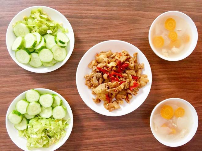 vo dam khoe cac bua sang “khac nguoi”, du mon man, nhat mam com thinh soan - 12