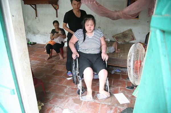 Mẹ trẻ bị ung thư giai đoạn cuối bất lực nhìn 2 con mắc bệnh mà không thể chăm sóc - 2