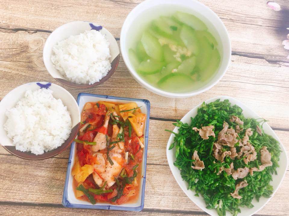 9x khoe những mâm cơm chỉ 60 nghìn 2 bữa khiến chồng cứ “xui” bỏ việc mở quán ăn - 3
