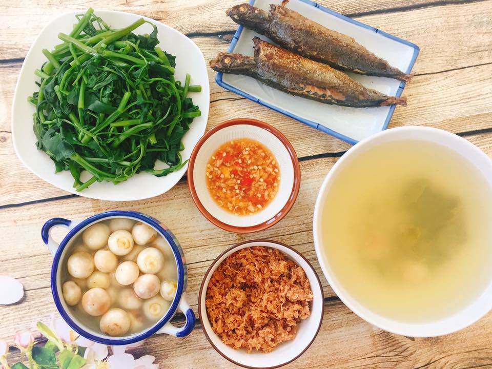 9x khoe những mâm cơm chỉ 60 nghìn 2 bữa khiến chồng cứ “xui” bỏ việc mở quán ăn - 4