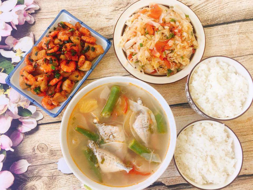 9x khoe những mâm cơm chỉ 60 nghìn 2 bữa khiến chồng cứ “xui” bỏ việc mở quán ăn - 11