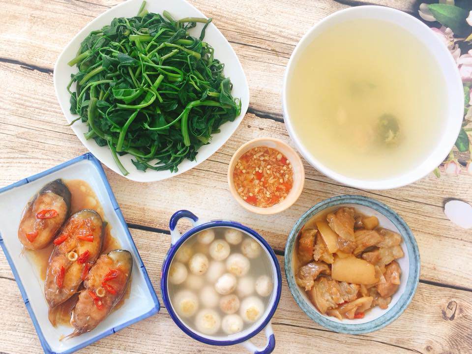 9x khoe những mâm cơm chỉ 60 nghìn 2 bữa khiến chồng cứ “xui” bỏ việc mở quán ăn - 13