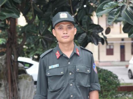 Chân dung Đội trưởng CSCĐ đối mặt thương thuyết kẻ ôm lựu đạn cố thủ đầu hàng