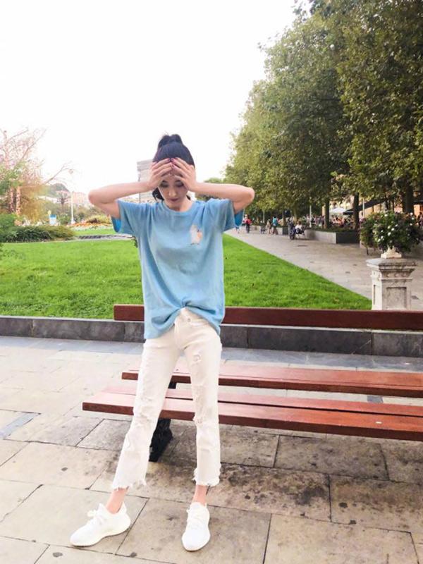 Ngôi sao 24/7: 18 năm hôn nhân không sinh con, amp;#34;Đát Kỷ đẹp nhất màn ảnhamp;#34; vẫn được chồng chiều - 4