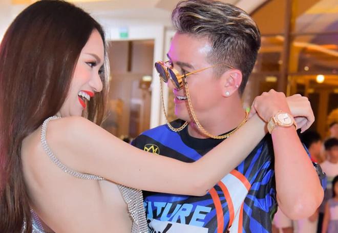 Sao Việt 24h: Lan Phương amp;#34;trốnamp;#34; con đi tụ tập với dàn sao Cả Một Đời Ân Oán đến khuya - 8