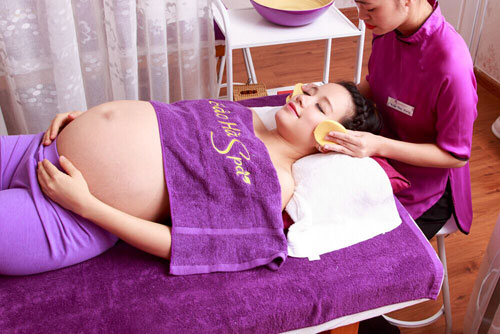 Bật mí cách “yêu con” đặc biệt của MC Minh Trang - 4