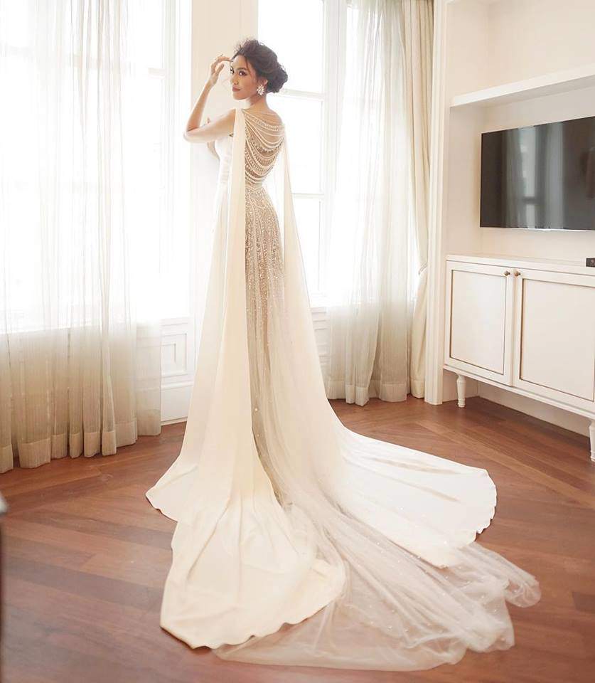 Chiêm ngưỡng 4 bộ váy cưới đính đá lấp lánh của cô dâu Lan Khuê trong bữa  tiệc ý nghĩa nhất đời mình