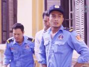Giải trí - Nghi vấn: Bỏ trốn thành công, Cảnh "soái ca" chuyển nghề làm bảo vệ trường cấp 3?
