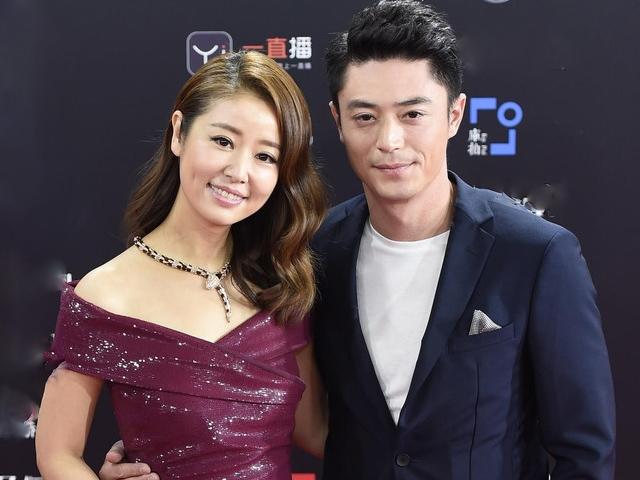 Chưa hết nhọ, Hoắc Kiến Hoa bị bà xã Lâm Tâm Như dằn mặt vì đóng phim quá... đê tiện