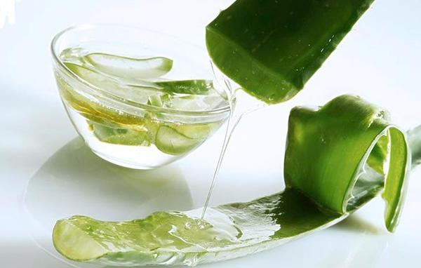 Cần gì tốn tiền triệu, bạn sẽ  có hàng lông mày dày dặn với công thức chưa đến 5 ngàn - 9