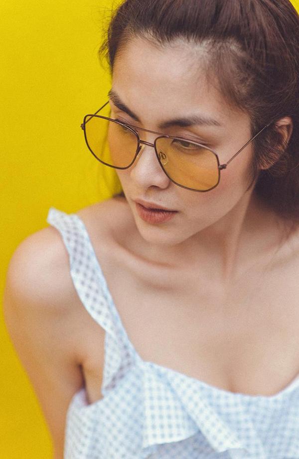ai cung ngo ngang khi boc gia hai chiec ao moi nhat cua ngoc nu tang thanh ha - 5