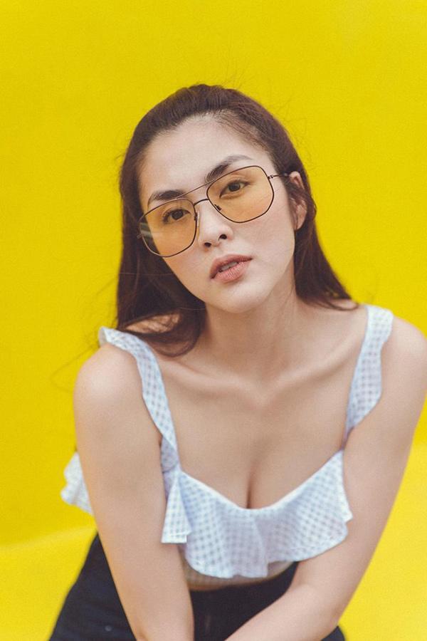 ai cung ngo ngang khi boc gia hai chiec ao moi nhat cua ngoc nu tang thanh ha - 3