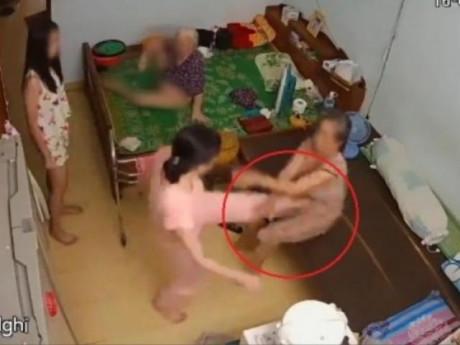 Bạo hành người giúp việc lớn tuổi, cô gái khiến cả cộng đồng mạng sôi sục