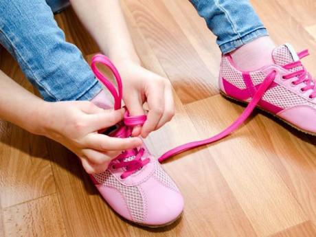 Không cần gì cao siêu, trẻ sẽ độc lập từ nhỏ nếu được chỉ cho 10 mẹo nhỏ này
