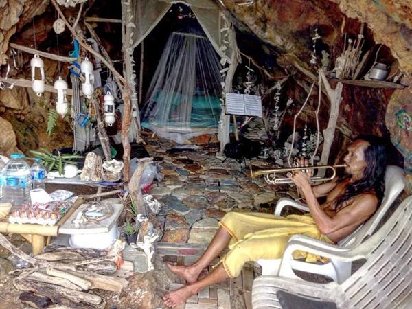 can nha hang cua nguoi rung thai lan: doc 1 chiec giuong nhung phu nu tranh nhau toi o - 11