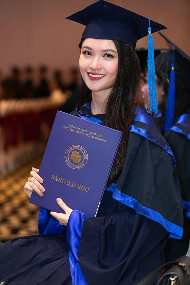 Trùng hợp thay, 4 nàng hậu xuất thân từ Đại học Ngoại thương đều có duyên làm MC - 6
