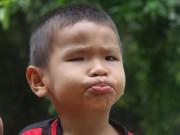 Tin tức - Mẹ xé lòng nghe con thủ thỉ: “Mai này Thịnh mù, ba mẹ đừng bỏ rơi nhé!”