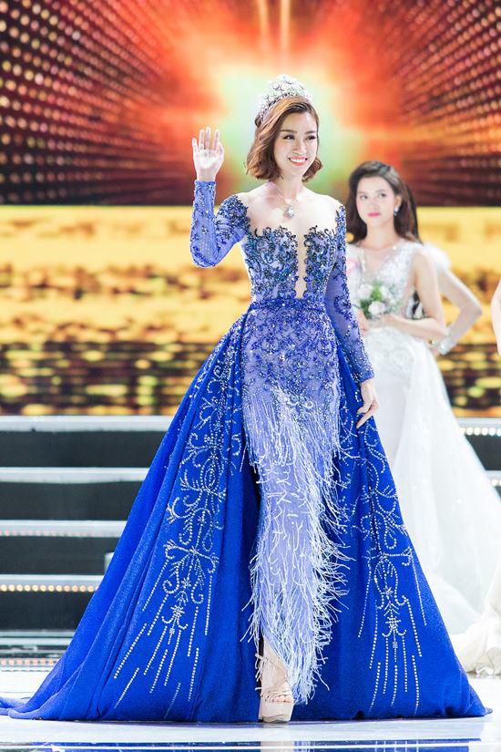 da la hoa hau, nhat dinh phai co doi giay cao got gia 2 trieu dong nay! - 5