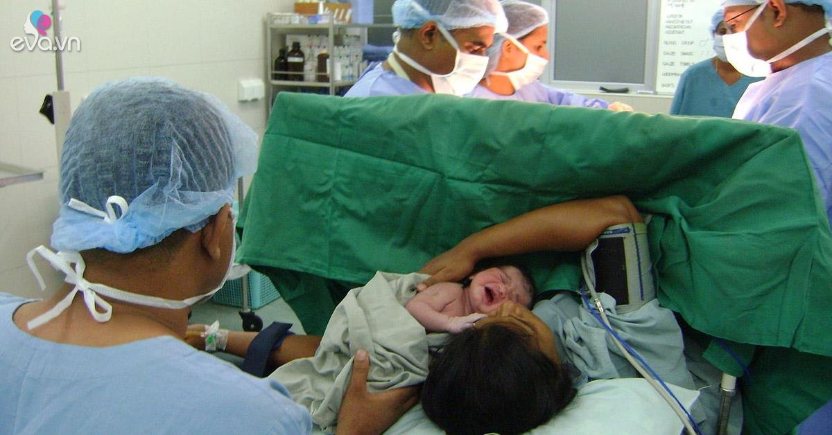 Rầm rộ trào lưu “đau một lần nhưng được cả hai” lúc sinh mổ