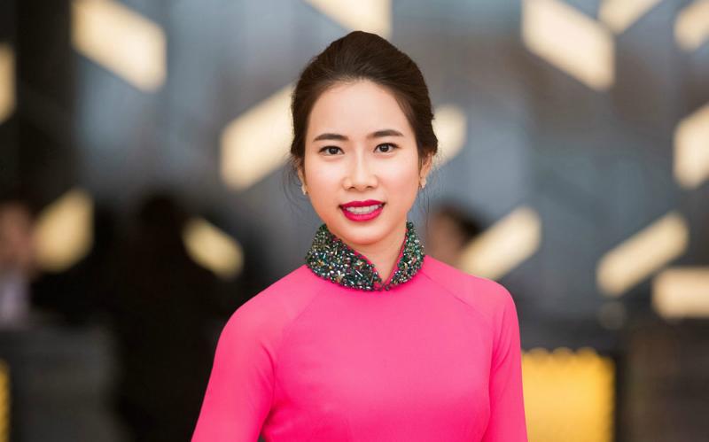 Cô đang giám sát và quản lý chuỗi hệ thống gồm hơn 50 khách sạn Mường Thanh trên cả nước và tại Lào.


