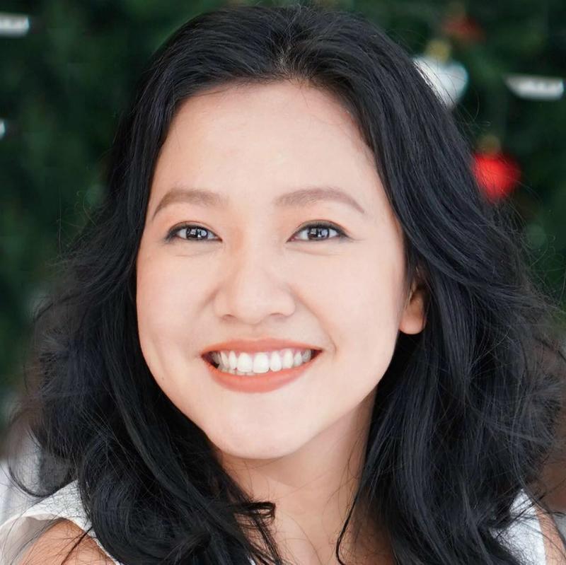 Sau khi bán công ty, cô giữ vị trí Tổng giám đốc Fossil Việt Nam - doanh nghiệp có sản phẩm phân phối tại 150 quốc gia, trước khi nhậm vị trí GĐ Facebook Việt Nam vào tháng 3 vừa qua.
