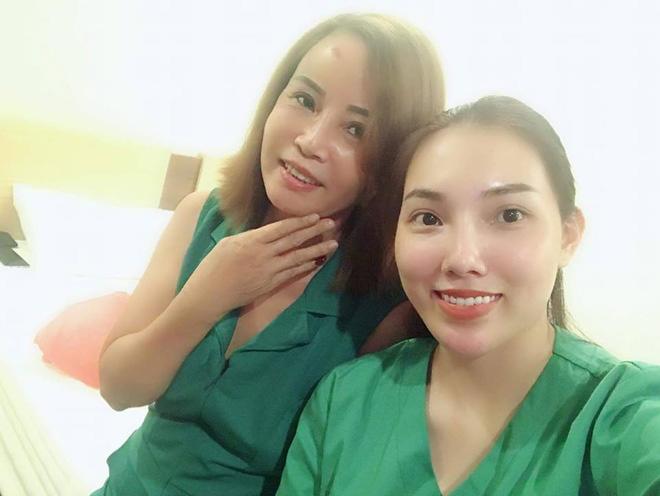 Cô dâu 62 tuổi khoe nhan sắc trẻ đẹp như gái đôi mươi sau khi tân trang - 1