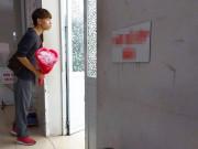 Bà bầu - Vừa tội vừa thương chồng trẻ rập rình ở cửa phòng sinh, miệng ngơ ngác: “Vợ em đẻ xong chưa?”