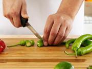 Sức khỏe - Mắc bệnh nguy hiểm vì sai lầm khi dùng một đồ vật quen thuộc trong bếp nhà nào cũng có