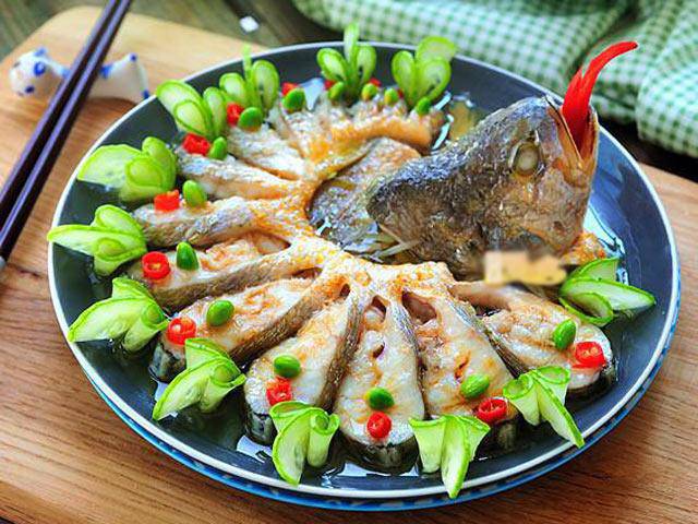 6 mon sieu ngon lai de lam, chi em nao cung co the tro tai vao bep dip cuoi tuan - 4