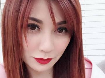 Sao Việt 24h: Vợ cũ Bằng Kiều muốn chui vào thế giới ảo để sống cho mình