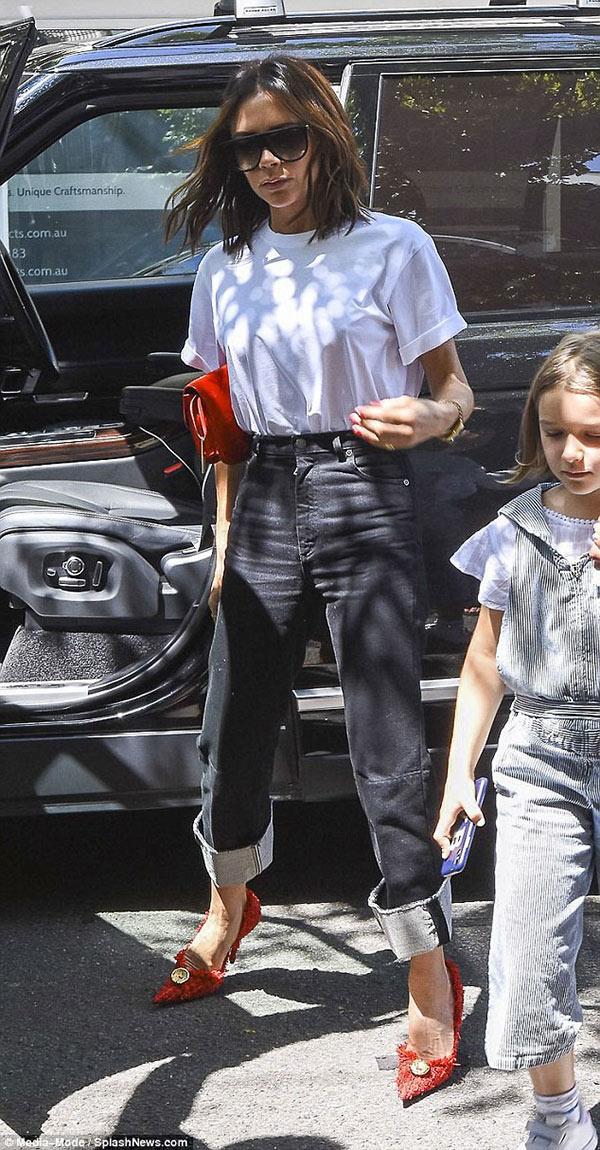 khong con la "cuc keo" be nho, harper beckham gio lon bong sap thanh thieu nu - 6