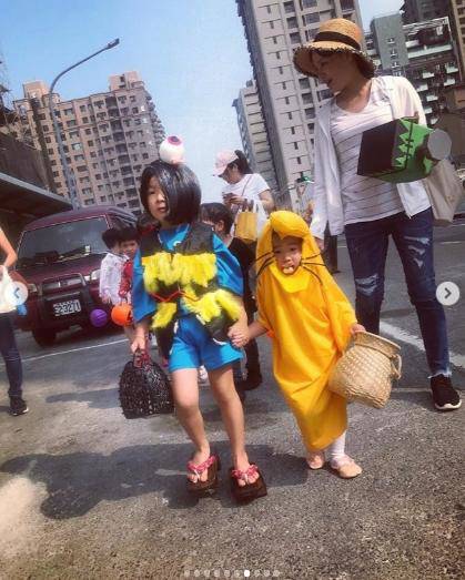 co be vo dien dinh dam mxh nam nao gio tai xuat le halloween &#34;chat&#34; hon nhieu - 5
