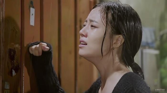 bat tan tay chong cung bo hu hi o nha nghi, anh van mot muc do tai: "vi troi mua" - 2