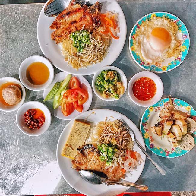 nhung mon an sang mai khong chan khi lang thang sai gon, co mon len ca bao tay - 1