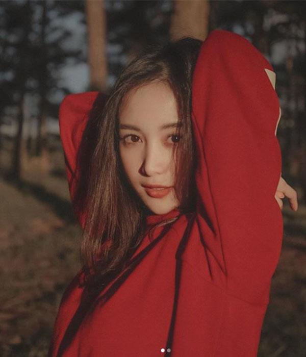dang anh vi vu han quoc, fan tu hoi: ai dang dung tai khoan cua jun vu vay? - 9