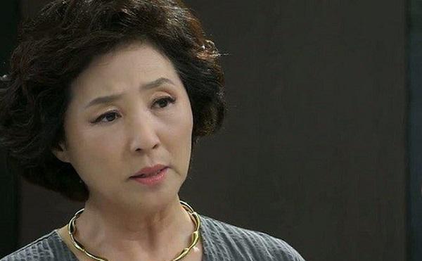 lan dau gap me chong tuong lai, toi vo tinh hoi cau the nay khien ba thay doi thai do - 1