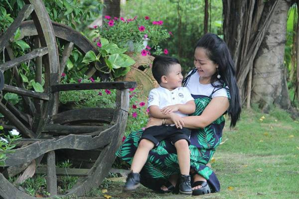 mang bau 3 thang thi chong bo di, me sai gon sinh xong chi "quanh quan nghi den cai chet" - 2