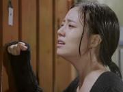 Bắt tận tay chồng cùng bồ hú hí ở nhà nghỉ, anh vẫn một mực đổ tại: "Vì trời mưa"