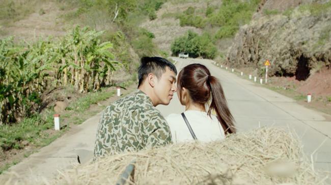 tai sao ngoi ngay ngan hon nhau trong hau due mat troi viet, dau cap doi lai dinh day rom? - 3