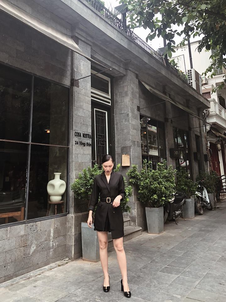 len song bat buoc phai mac kin dao, ngoai doi 3 nu mc truyen hinh mac pha cach kho tin - 6