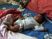 Làm mẹ - Bé trai đi ngủ bình thường rồi ngừng thở giữa đêm, bố mẹ ngã gục khi biết “kẻ sát nhân”