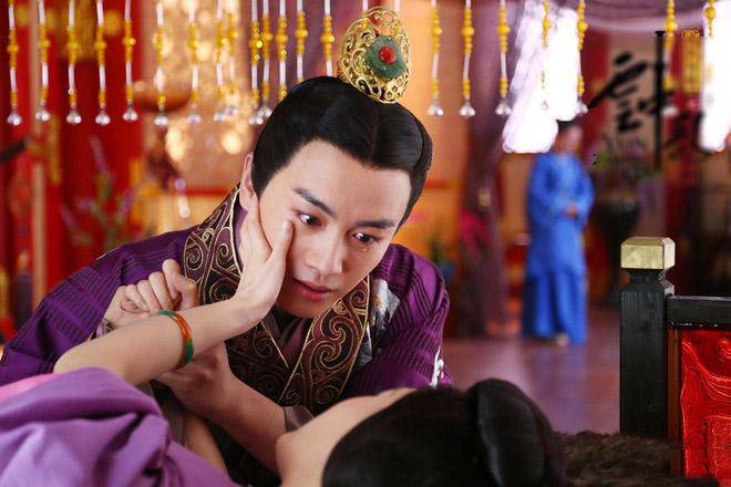 vi vua chung tinh va tham an chan dong giet 3.000 cung nu de tra thu cho my nhan - 2