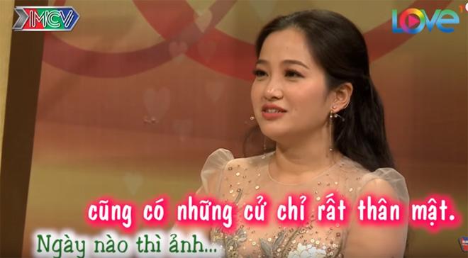 vo chong "hoang tu xiec" quoc co lan dau chia se “chuyen ay” tren song truyen hinh - 3