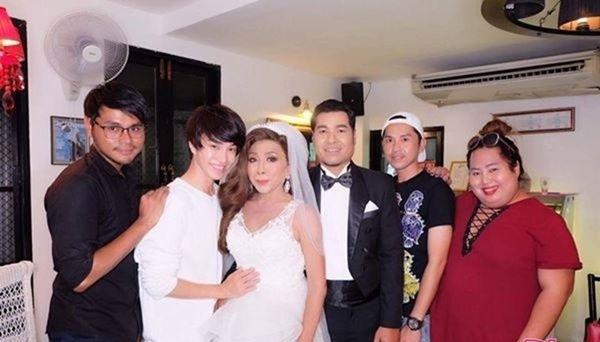 “gai gia” chuyen gioi thai lan gay soc khi uon eo hon tinh tre trong sinh nhat tuoi 57 - 3