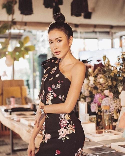 vua giau vua xinh, ai nu ty phu thai lan khong mac dep moi la! - 2