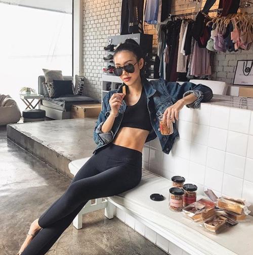 vua giau vua xinh, ai nu ty phu thai lan khong mac dep moi la! - 7